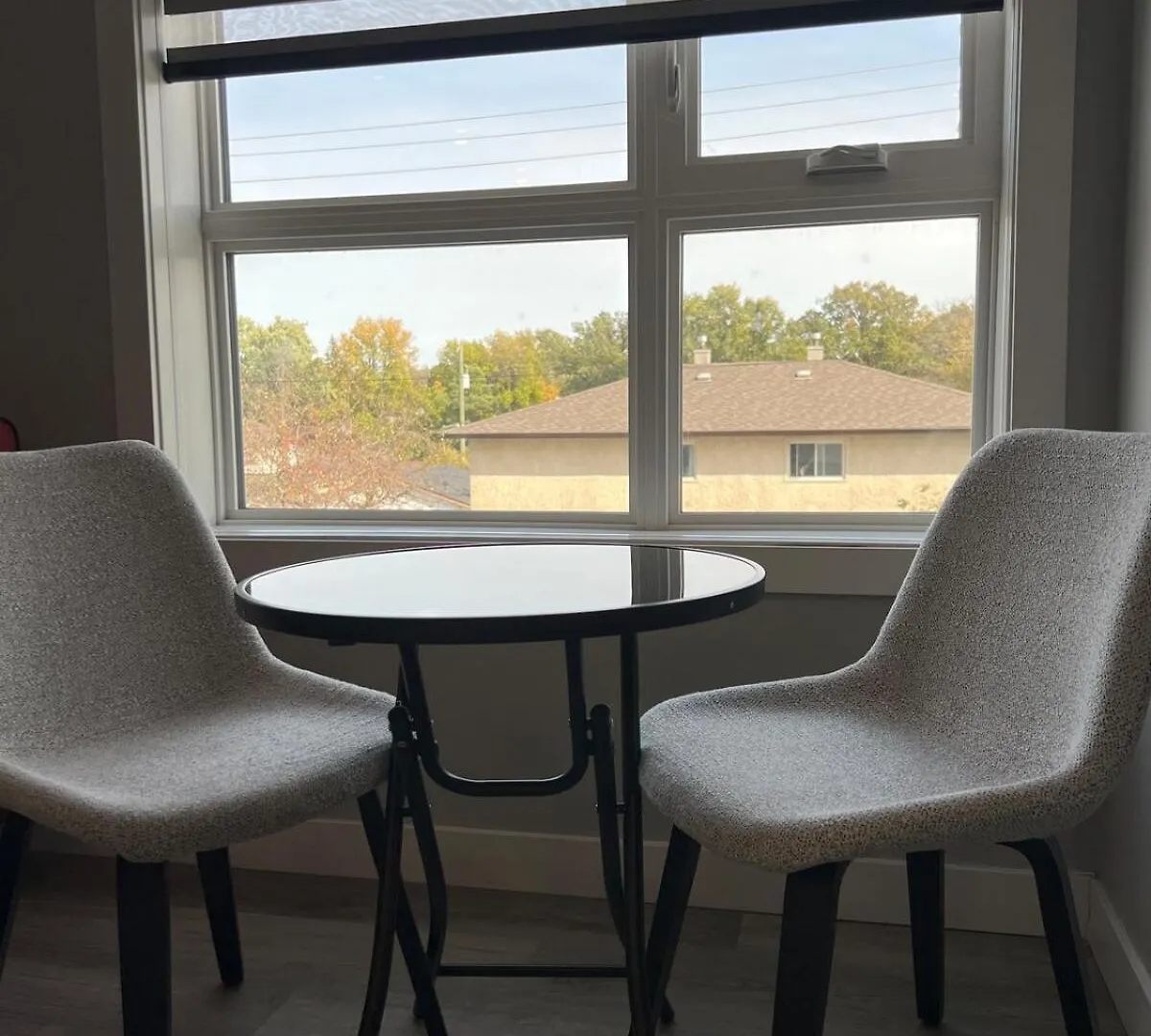 Prime Modern Studio Apartment Near Downtown 温尼伯